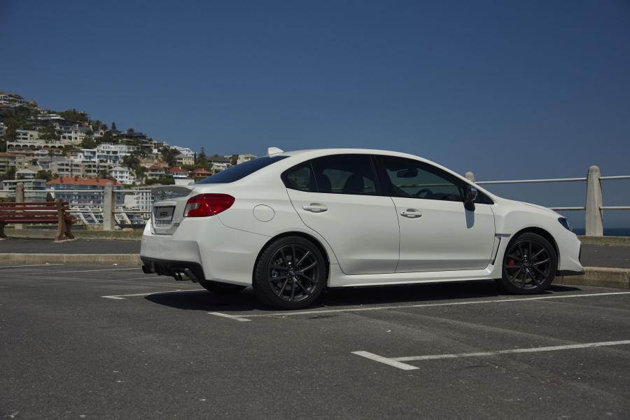  Subaru WRX 2017 года  (ZA) (фото 14 из 40)